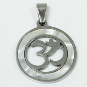 COLGANTE ACERO SIMBOLO OM C/NACAR 2 X 2,3 CM