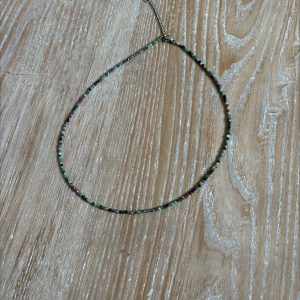 Collares de Zoisita Natural con Rubí de 2 mm